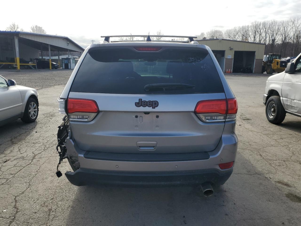 2017 Jeep Grand Cherokee Laredo - Фото 6