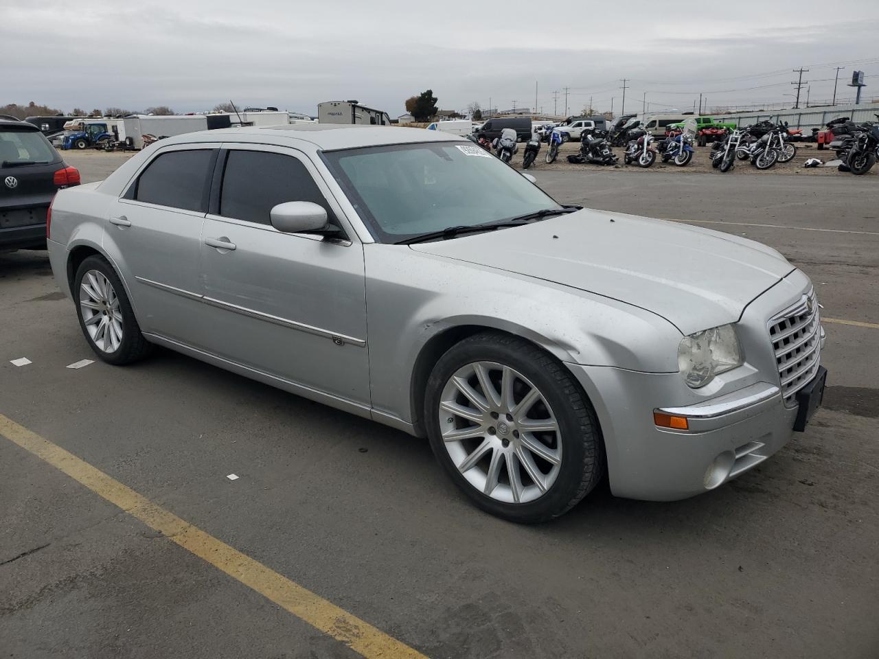 2008 Chrysler 300C - Фото 4