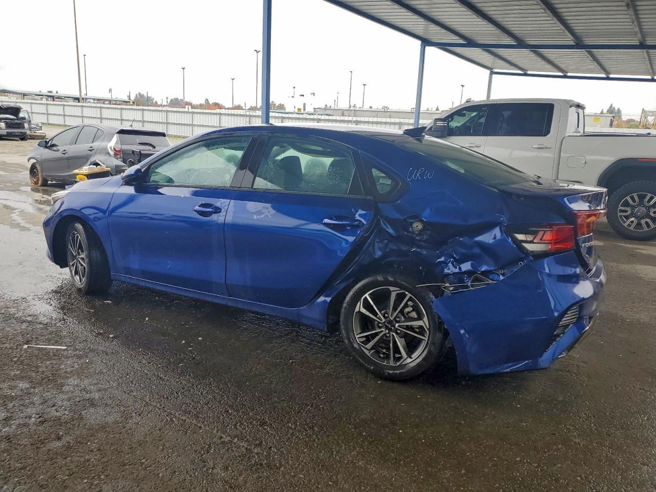 2023 Kia Forte Lx - Фото 2