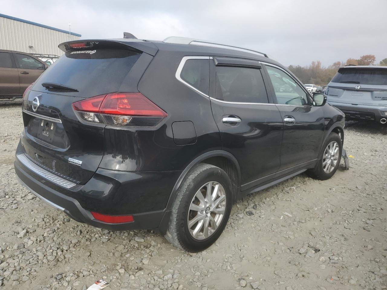 2019 Nissan Rogue S - Фото 3