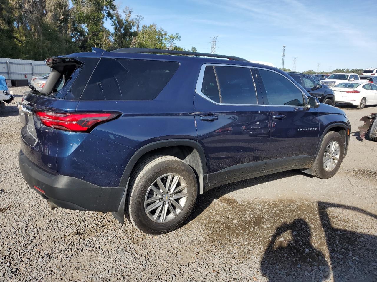 2022 Chevrolet Traverse Lt - Фото 3