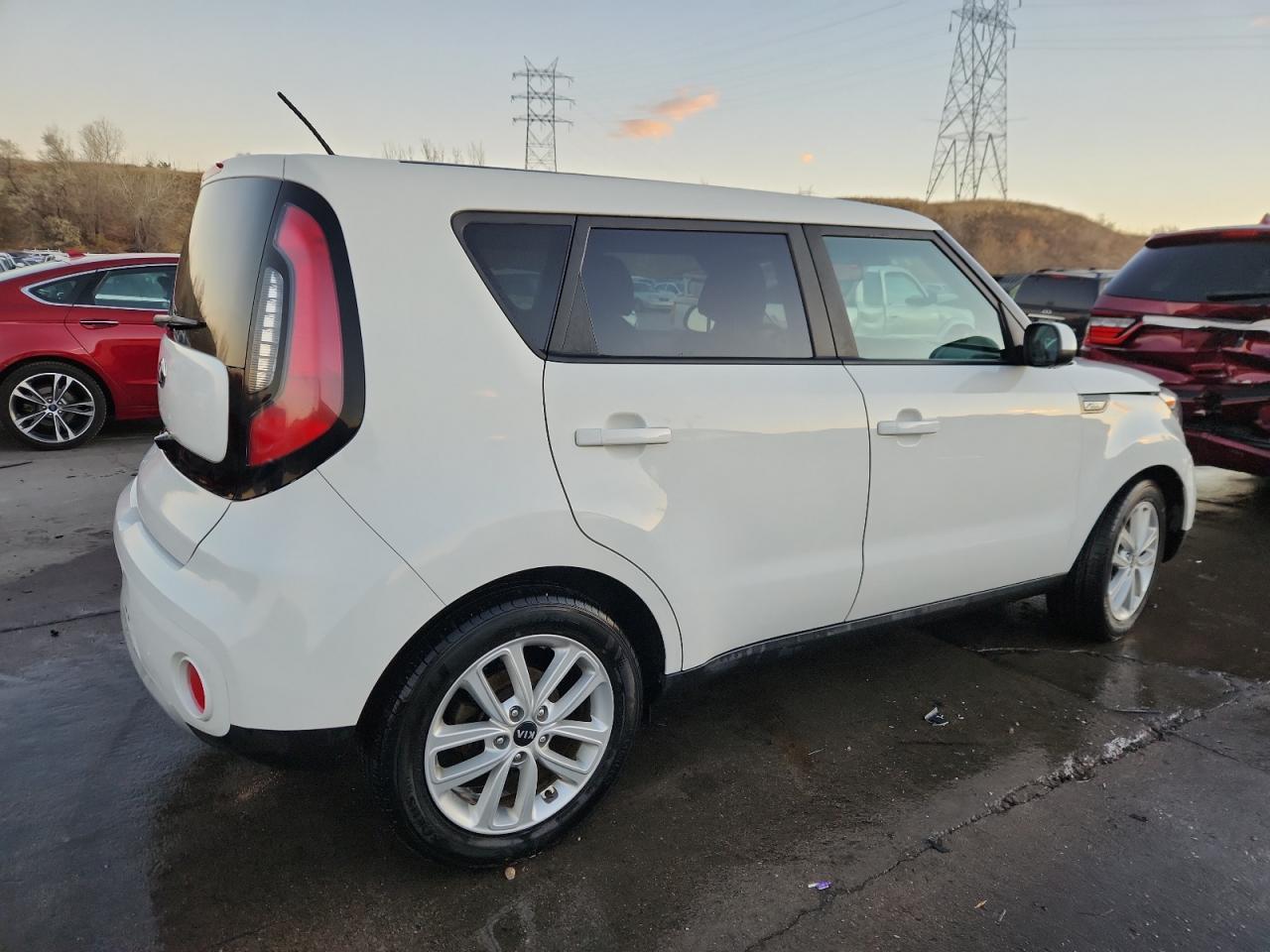 2019 Kia Soul + - Image 3