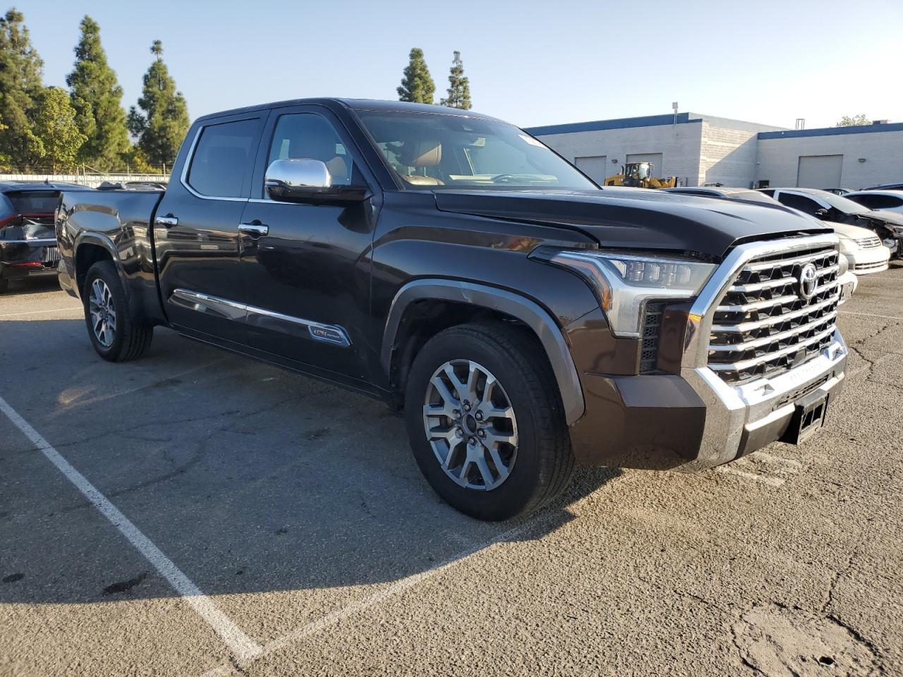2022 Toyota Tundra Crewmax Platinum - Фото 4