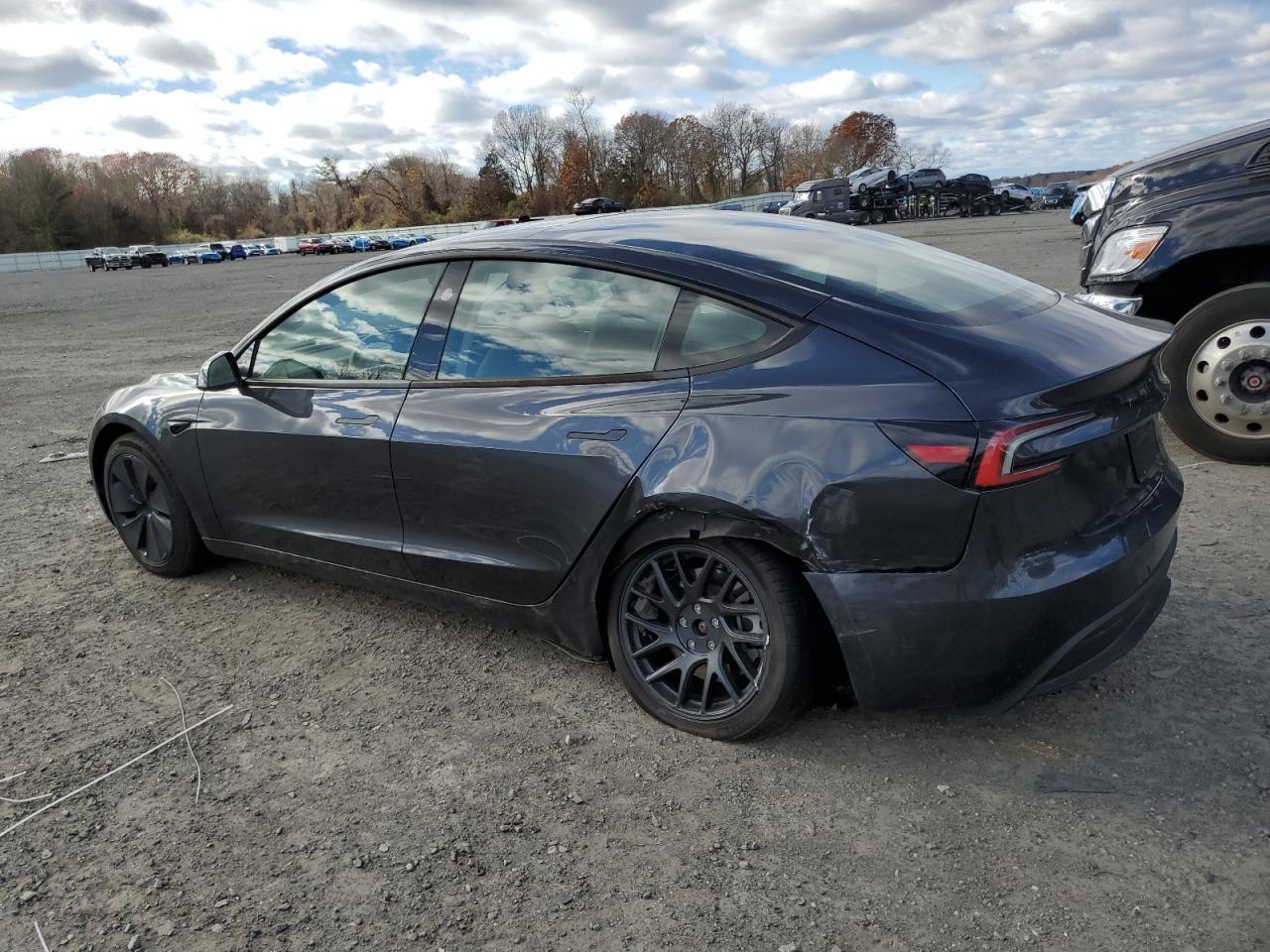 2025 Tesla Model 3 - Image 2