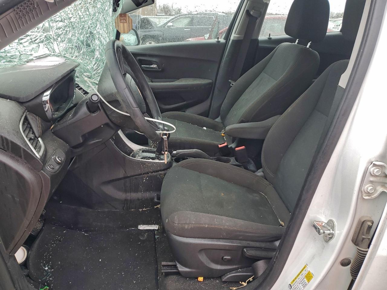 2018 Chevrolet Trax Ls - Image 7
