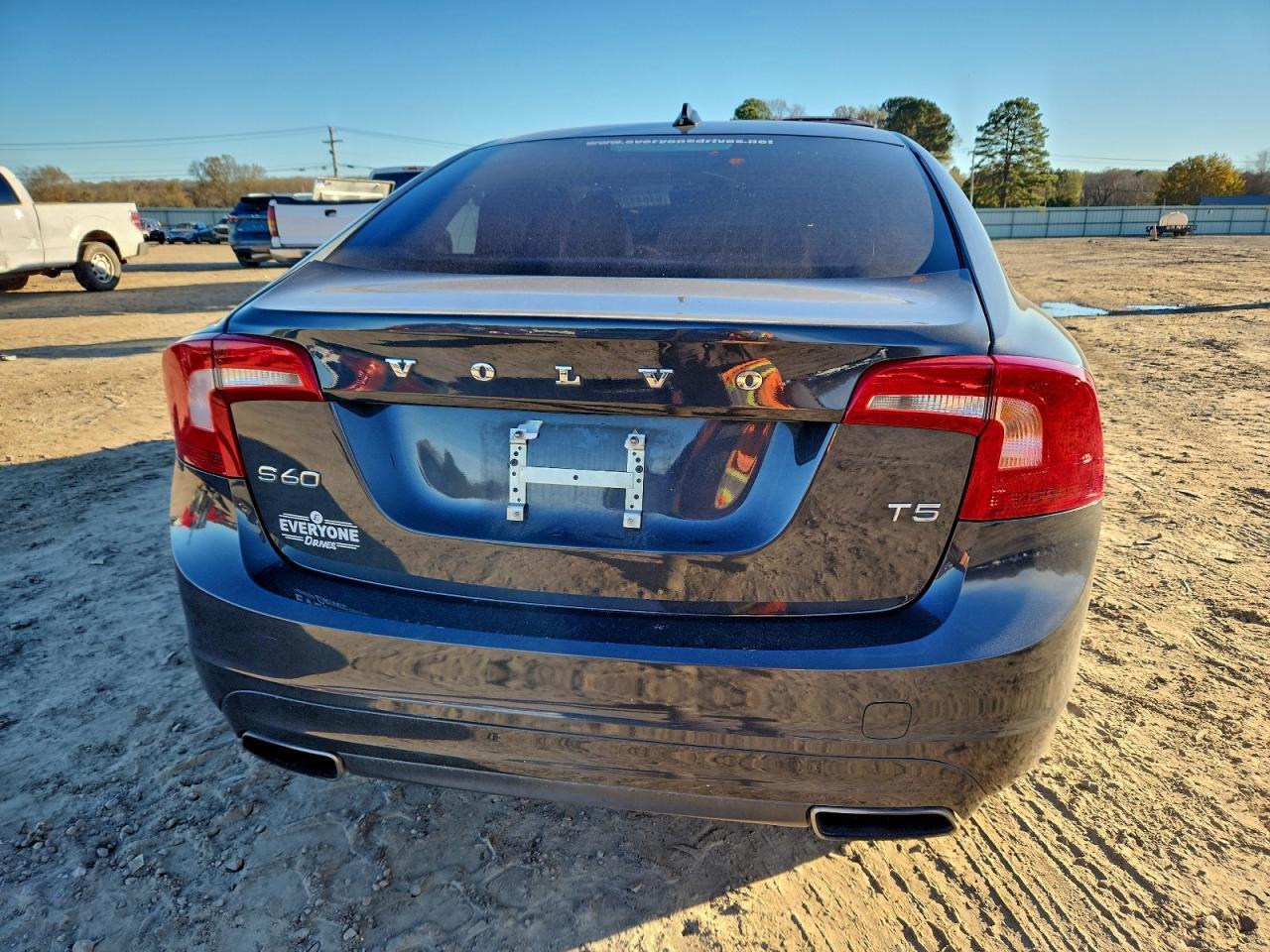 2016 Volvo S60 Premier - Image 6