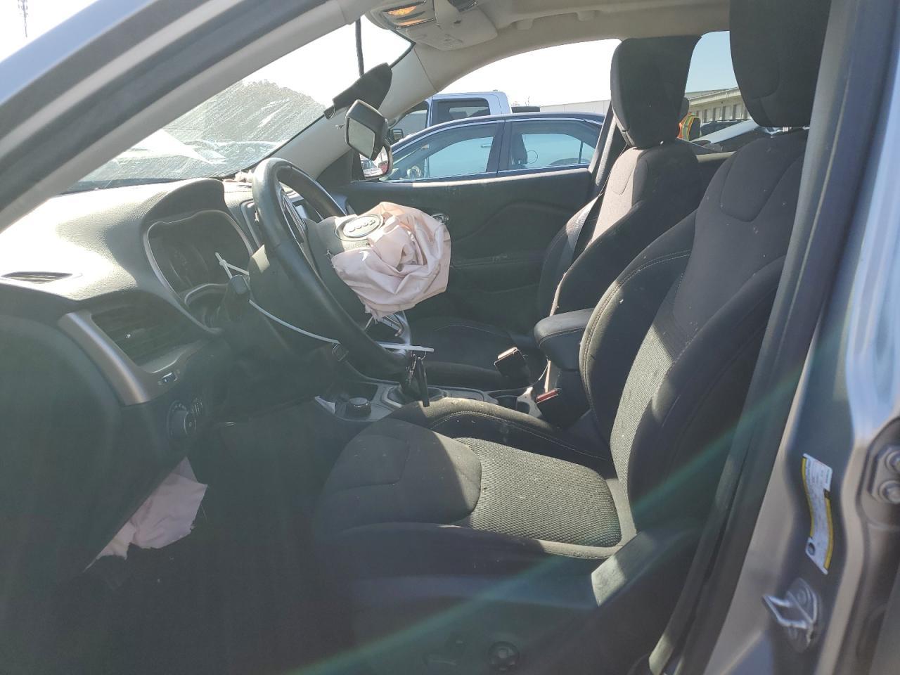 2016 Jeep Cherokee Latitude - Фото 7