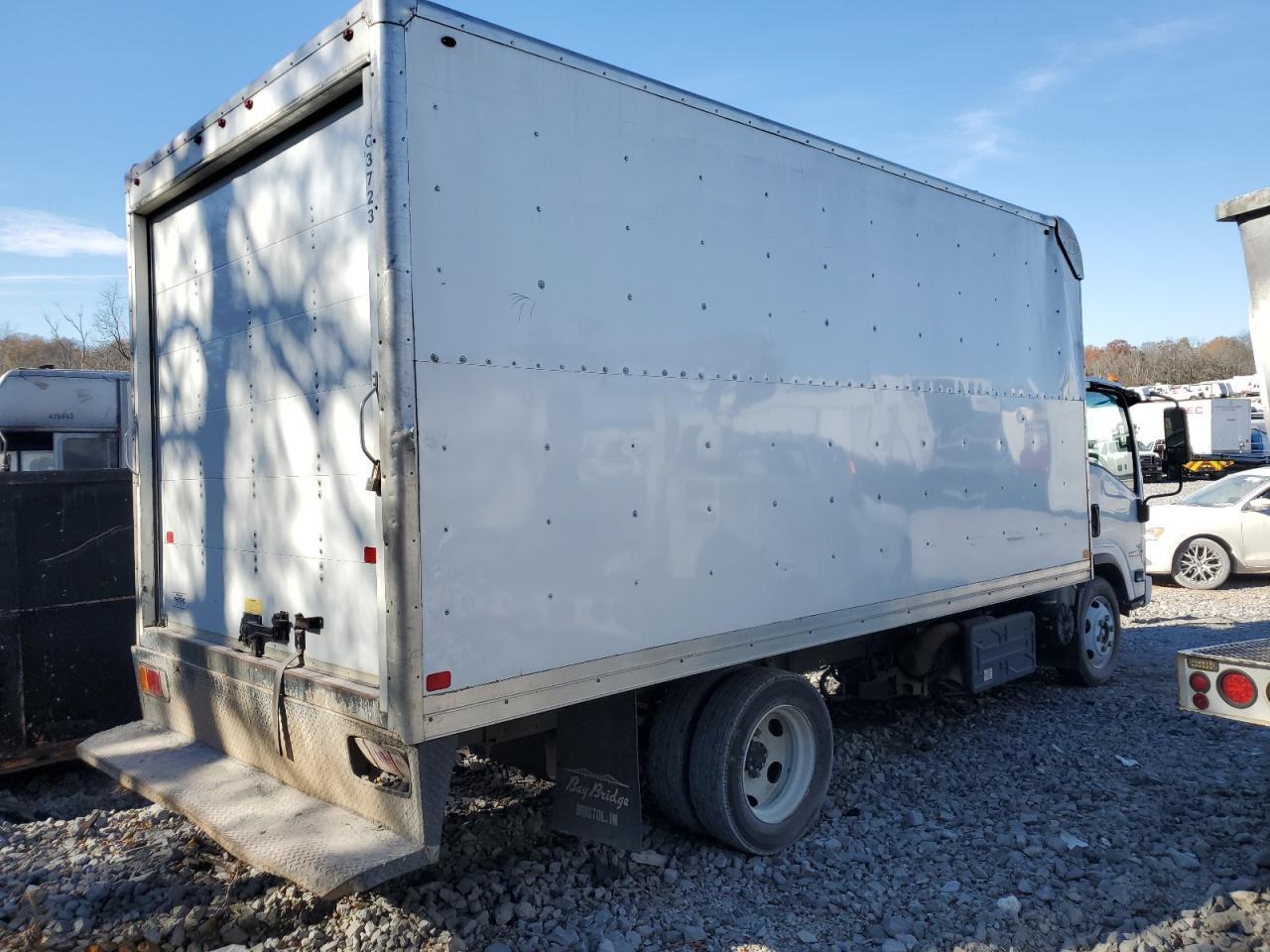 2018 Isuzu Npr Xd Box Truck - Фото 3