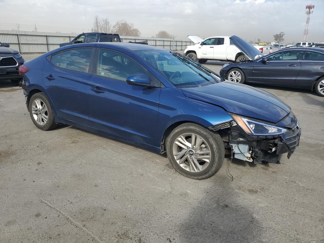 2019 Hyundai Elantra Sel - Фото 4