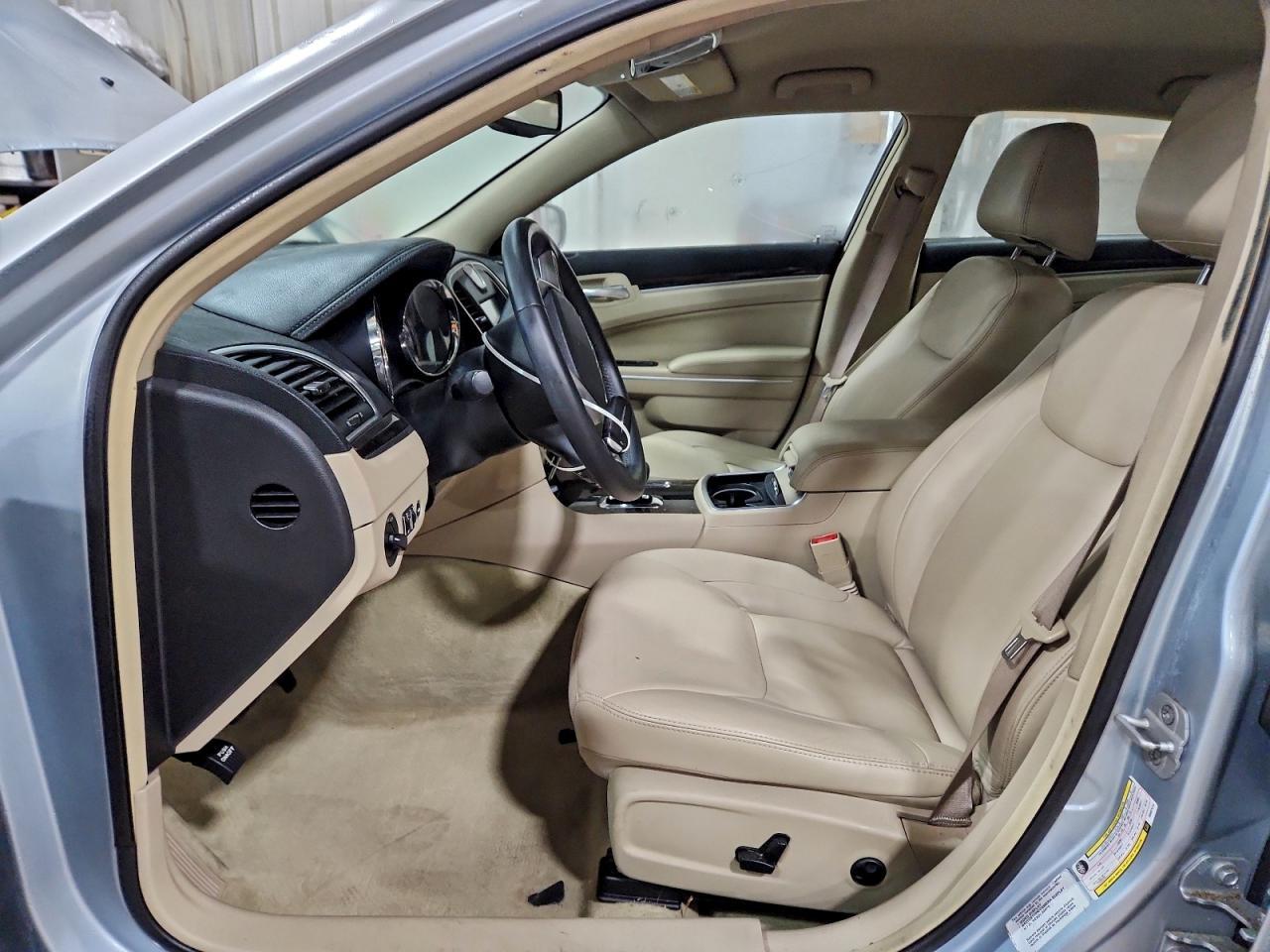 2013 Chrysler 300 - Фото 7