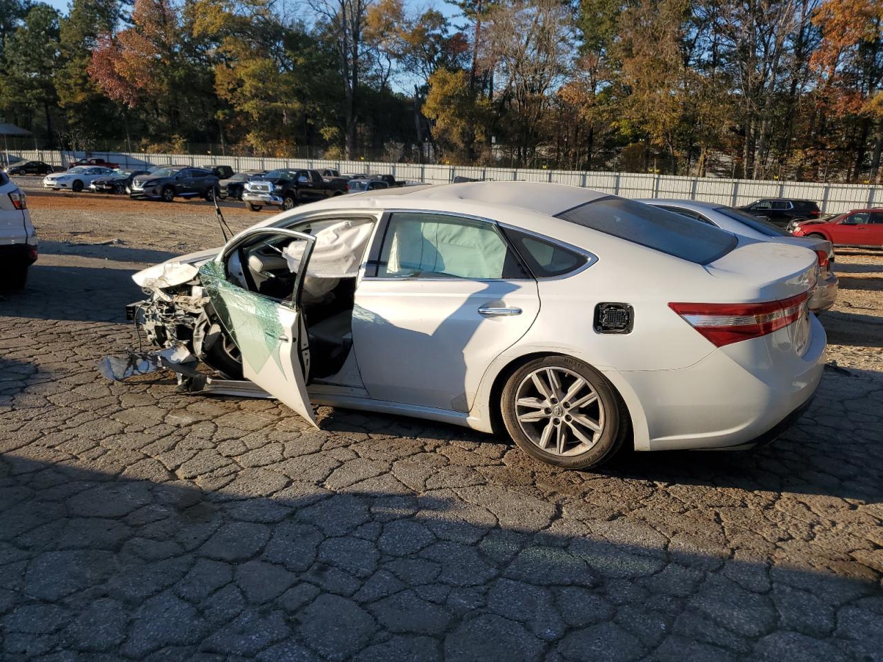 2013 Toyota Avalon Base - Фото 2