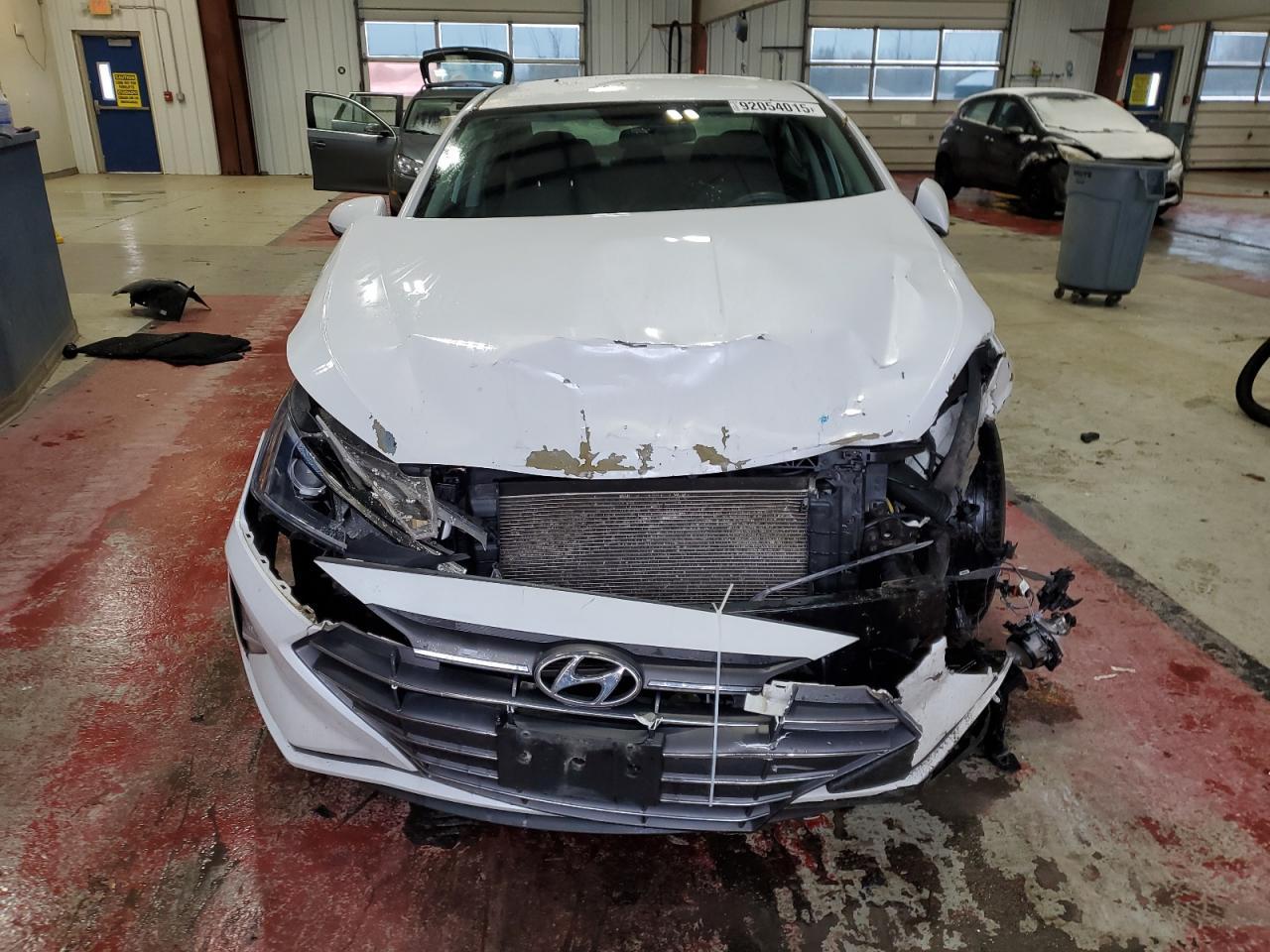 2019 Hyundai Elantra Se - Image 5