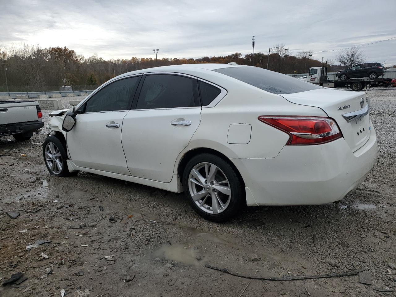 2014 Nissan Altima 2.5 - Фото 2