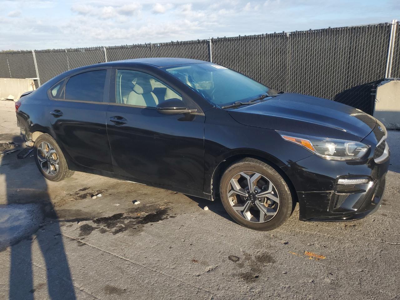 2021 Kia Forte Fe - Image 4