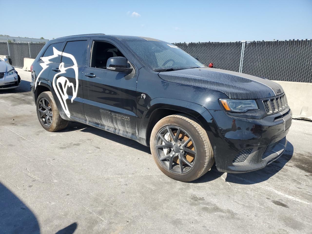2018 Jeep Grand Cherokee Trackhawk - Image 4