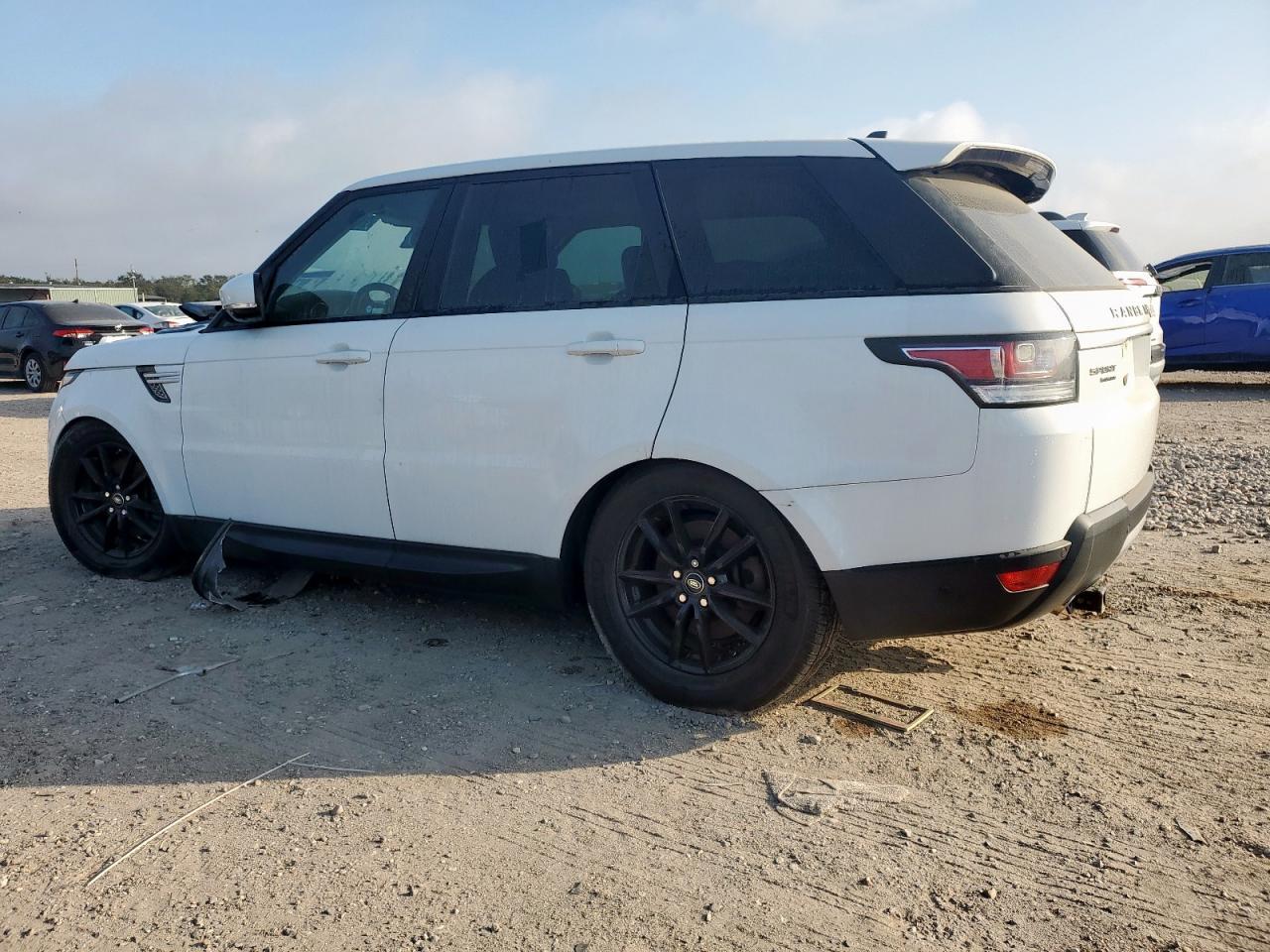 2016 Land Range Rover Hse Diesel - Image 2