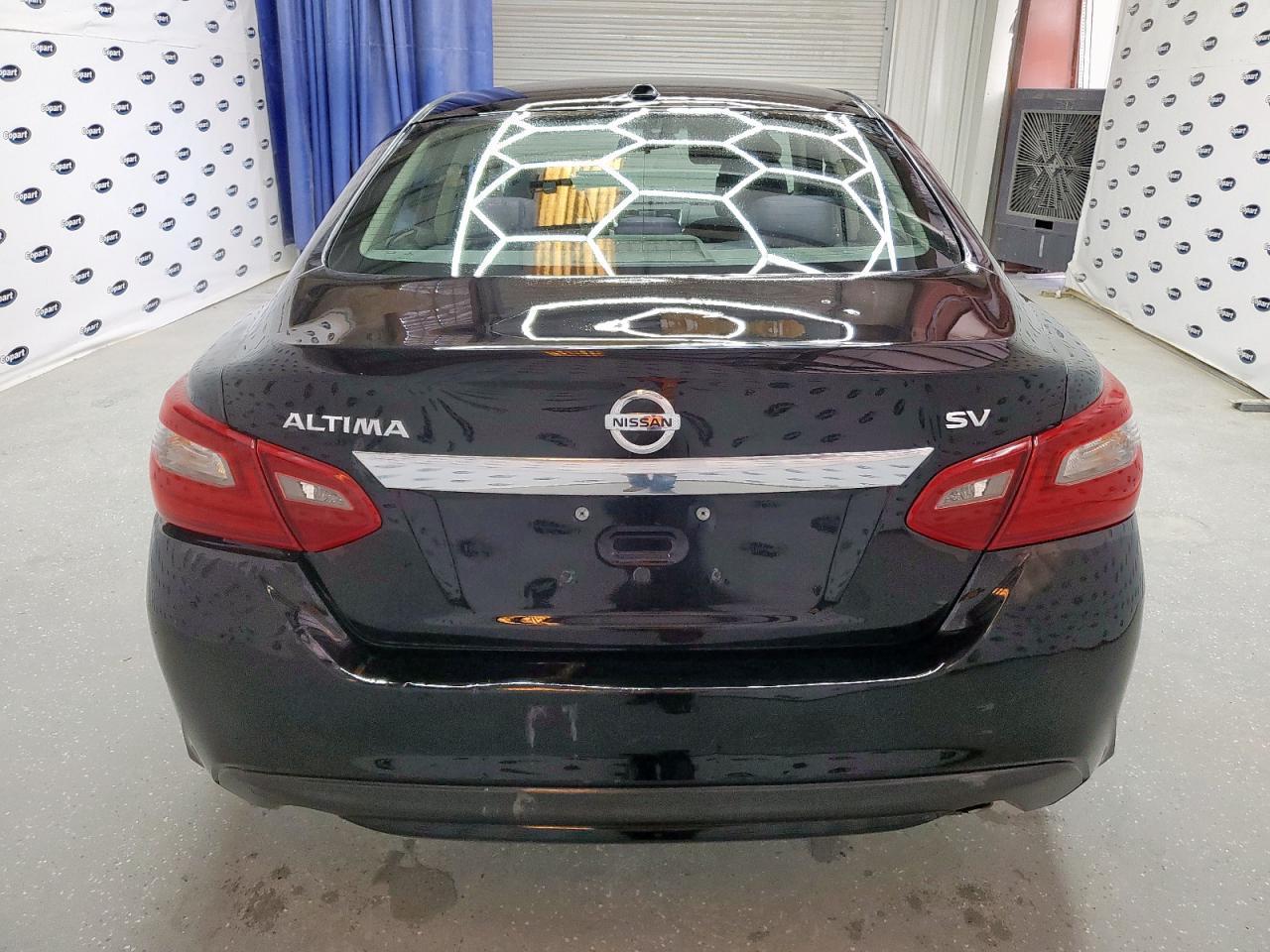2018 Nissan Altima 2.5 - Image 6