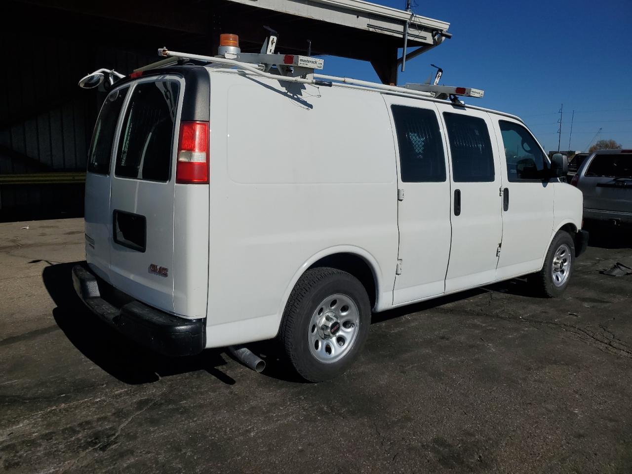 2013 GMC Savana G1500 - Фото 3