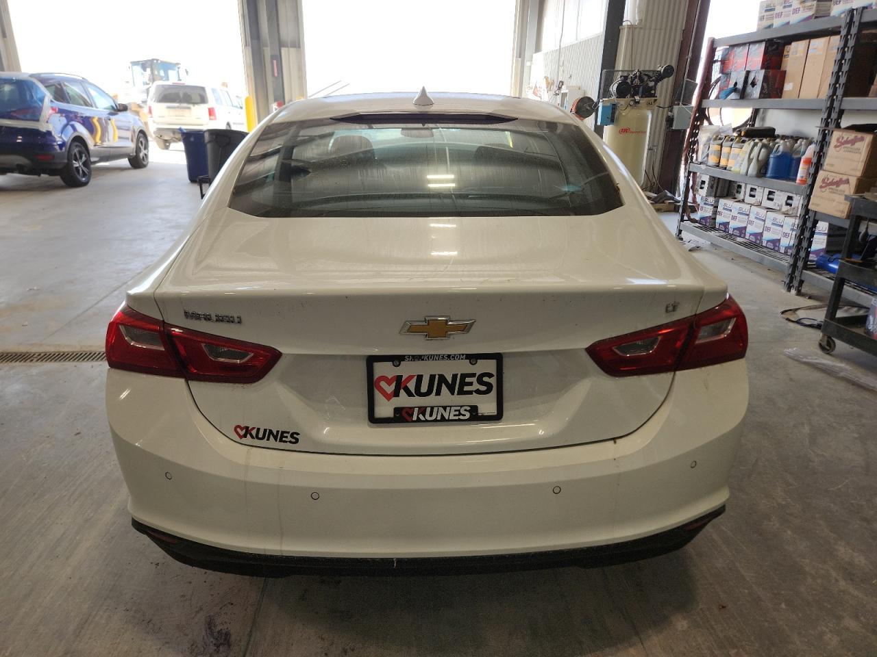 2023 Chevrolet Malibu Lt - Image 6