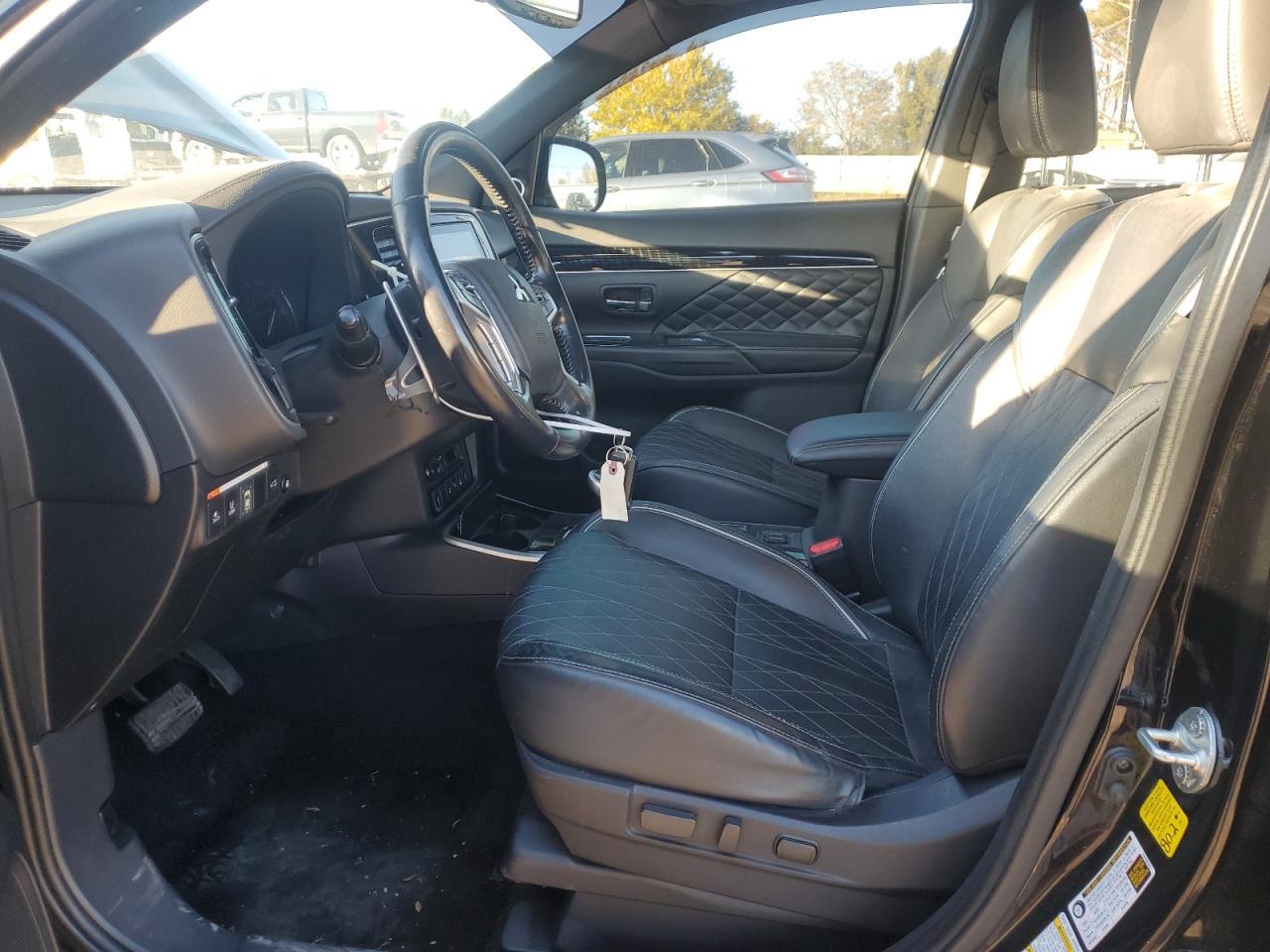 2020 Mitsubishi Outlander Sel - Фото 7