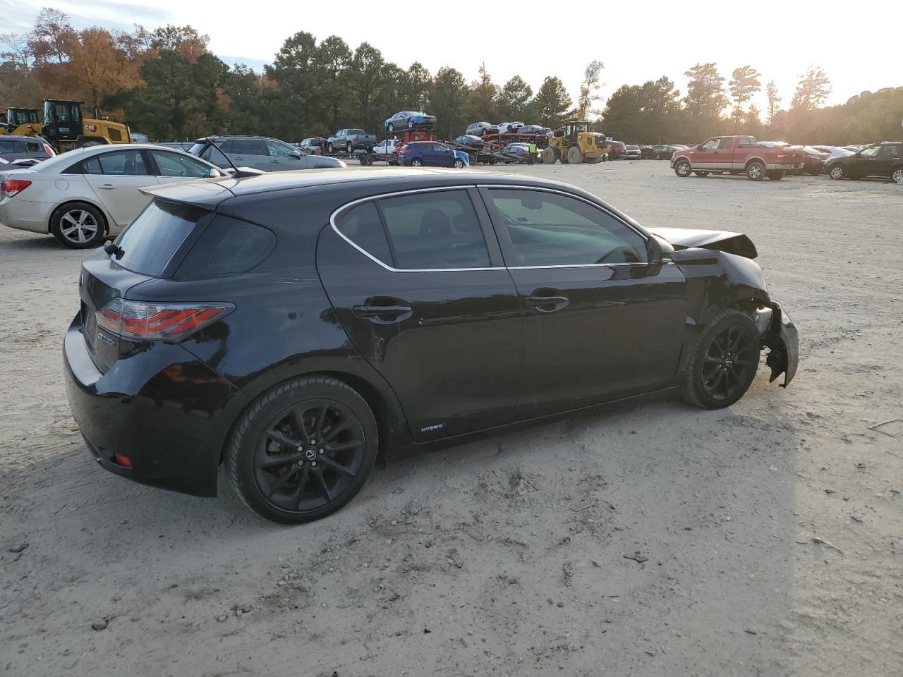 2011 Lexus Ct - Фото 3
