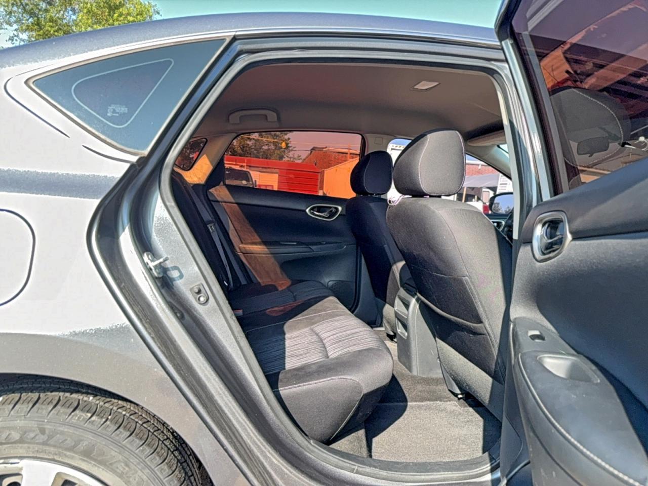 2017 Nissan Sentra S - Image 6