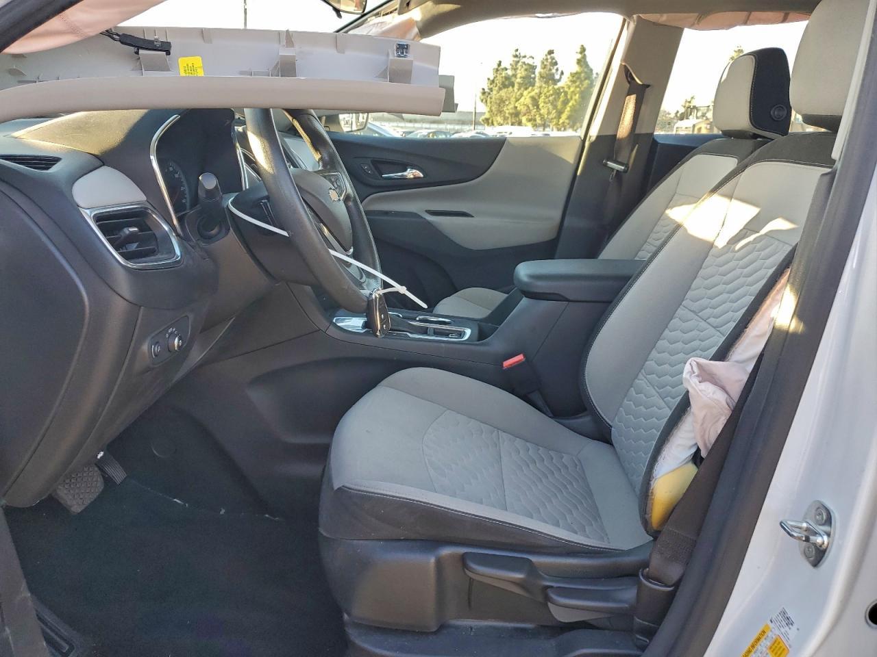 2021 Chevrolet Equinox Ls - Image 7