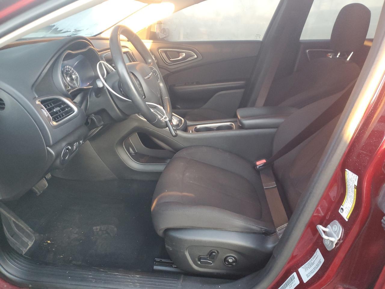 2015 Chrysler 200 Limited - Фото 7