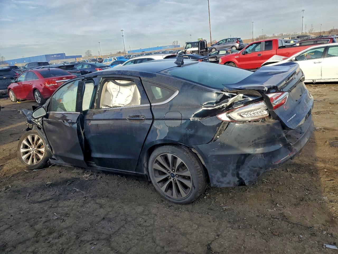 2020 Ford Fusion Se - Фото 2