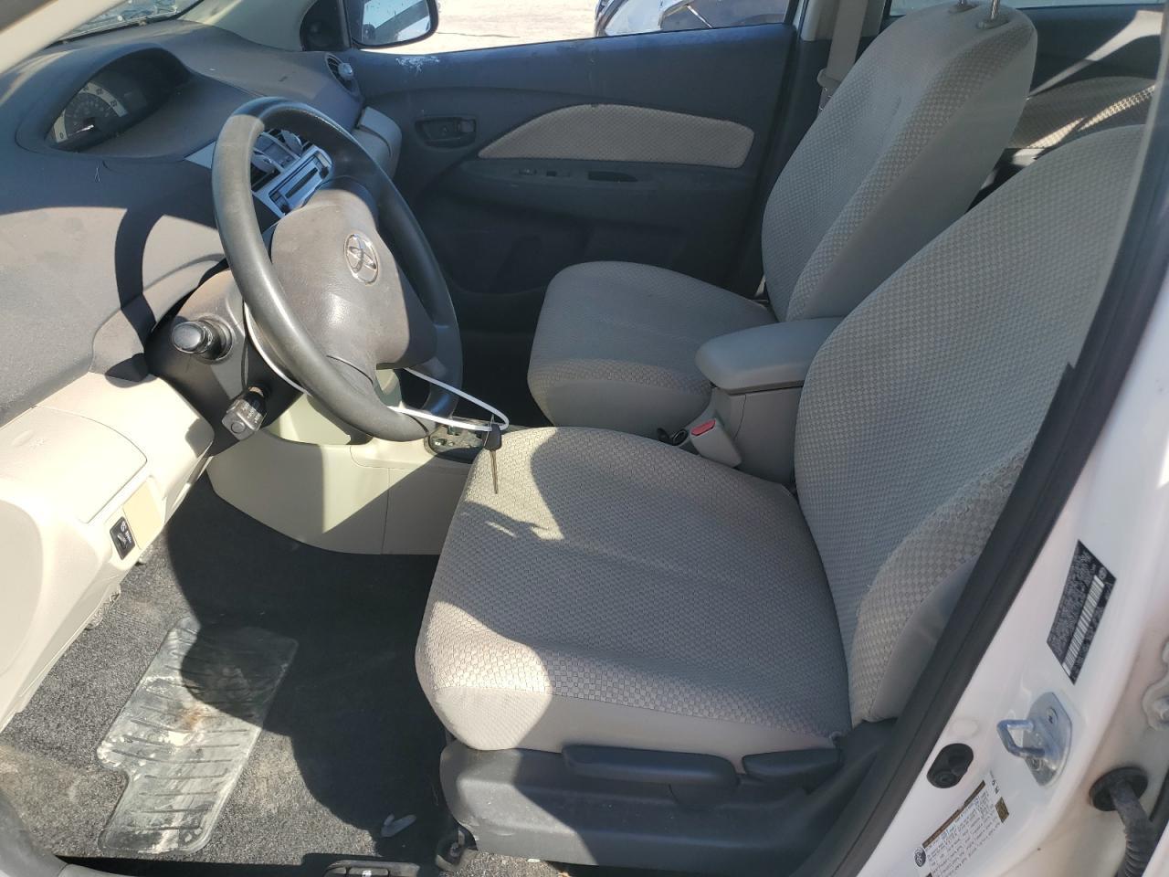 2007 Toyota Yaris - Фото 7