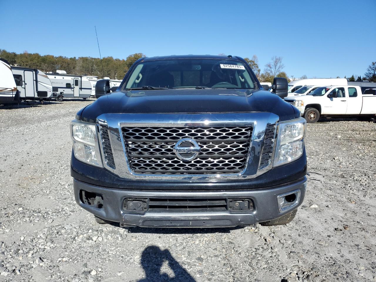 2017 Nissan Titan Xd Sl - Image 5