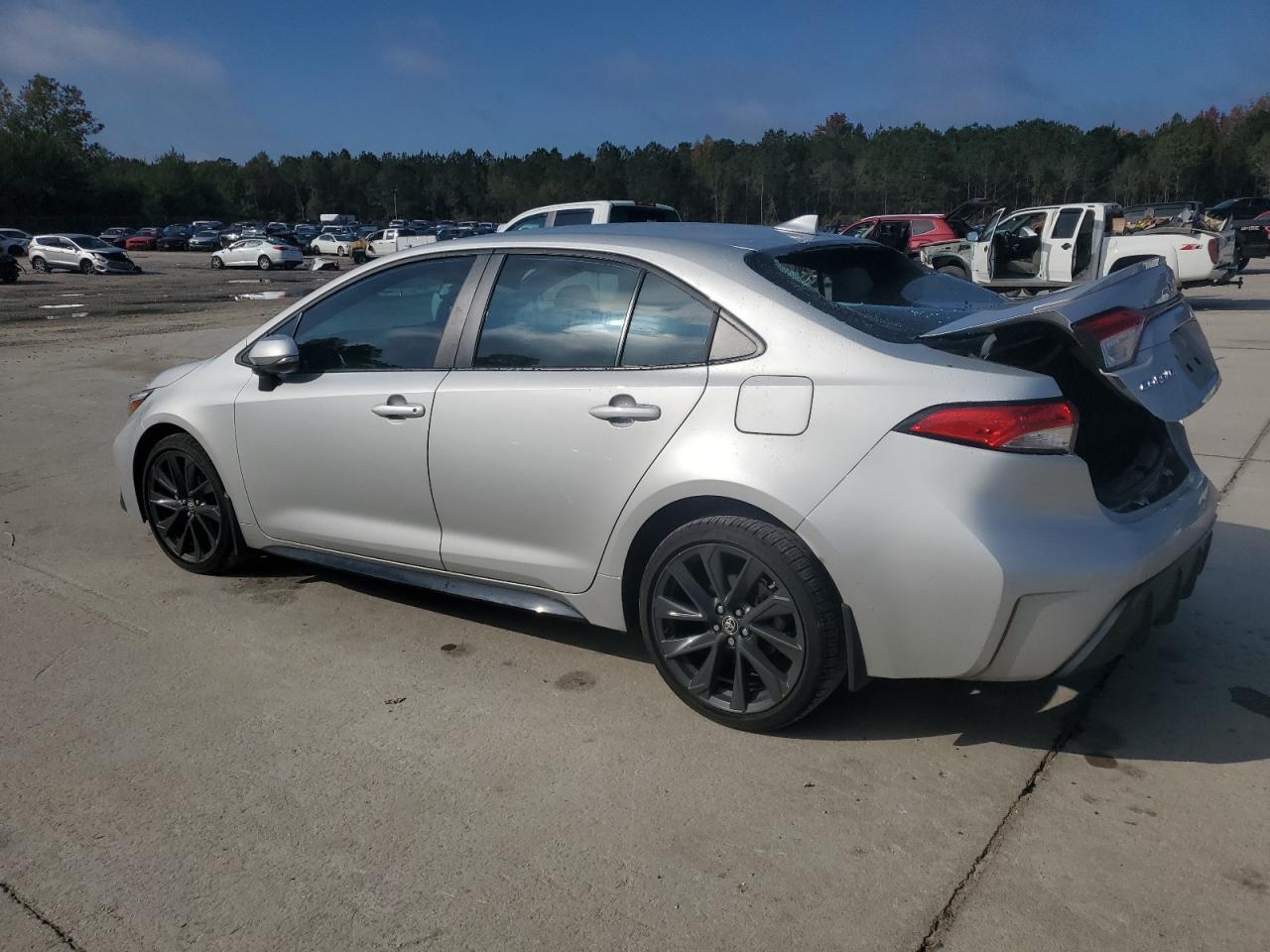 2025 Toyota Corolla Se - Фото 2