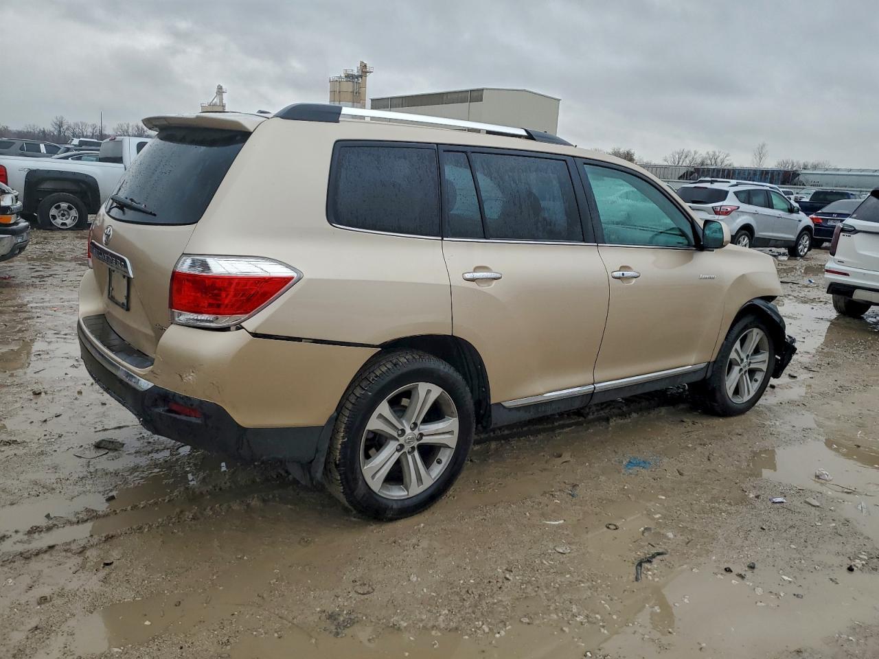 2013 Toyota Highlander Limited - Image 3