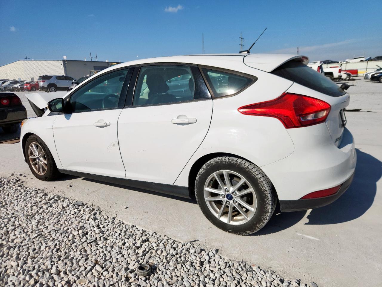 2016 Ford Focus Se - Фото 2