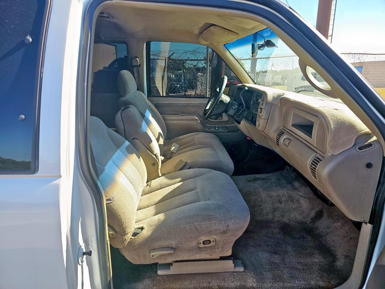 1998 Chevrolet Gmt-400 C3500 - Фото 5