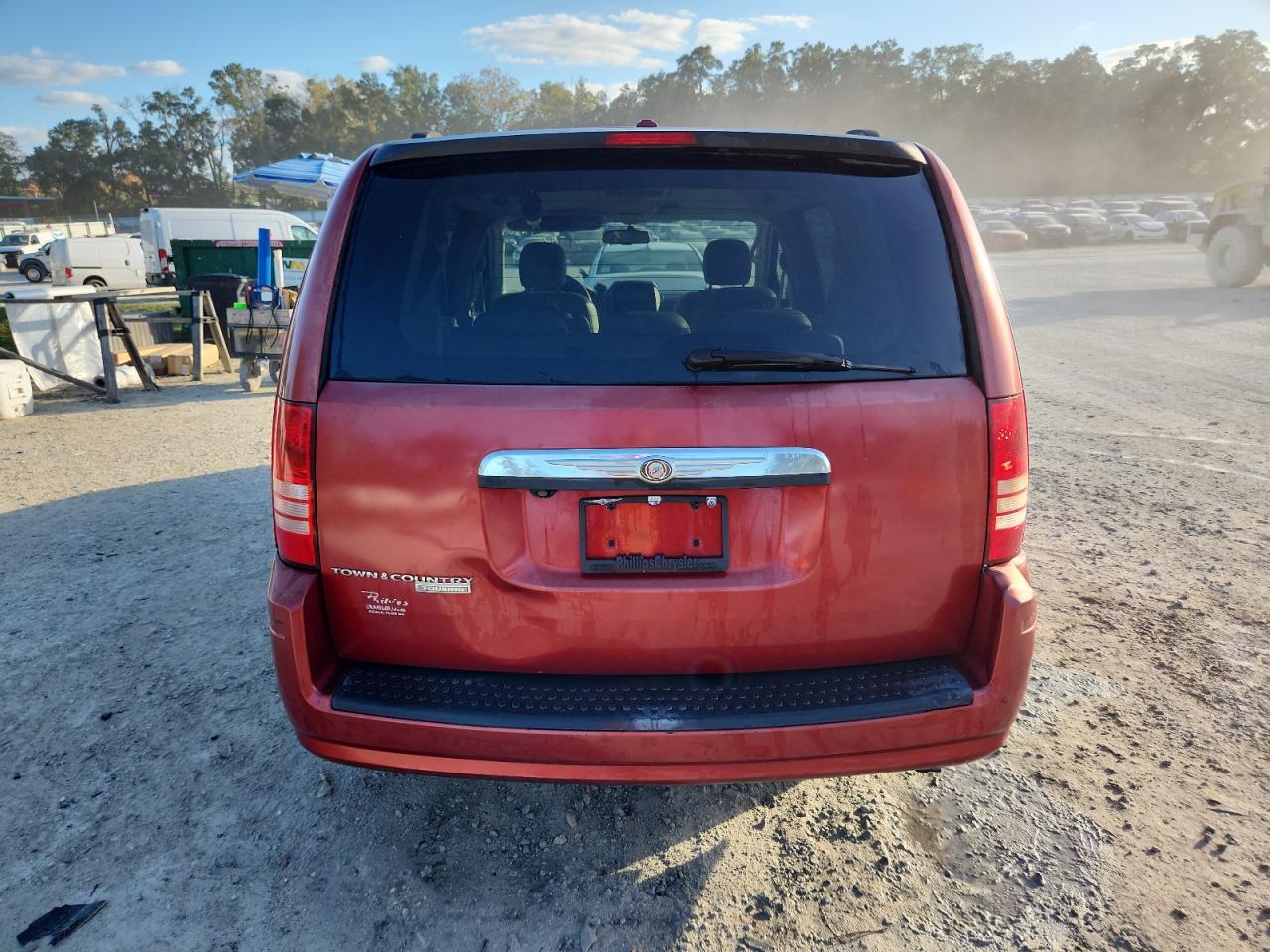 2008 Chrysler Town & Country Touring - Фото 6