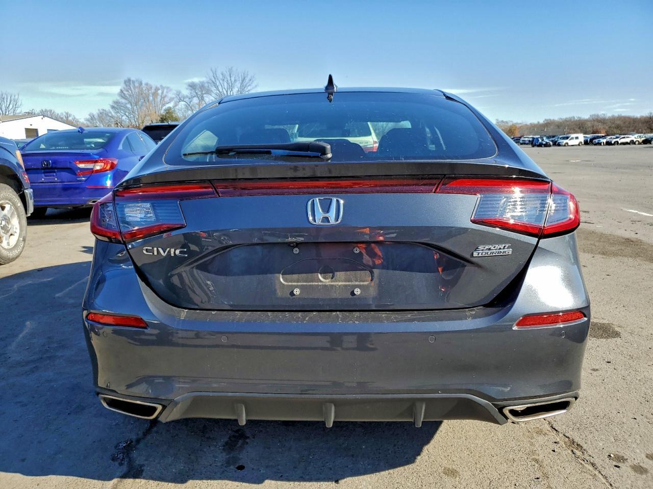 2022 Honda Civic Sport Touring - Фото 6