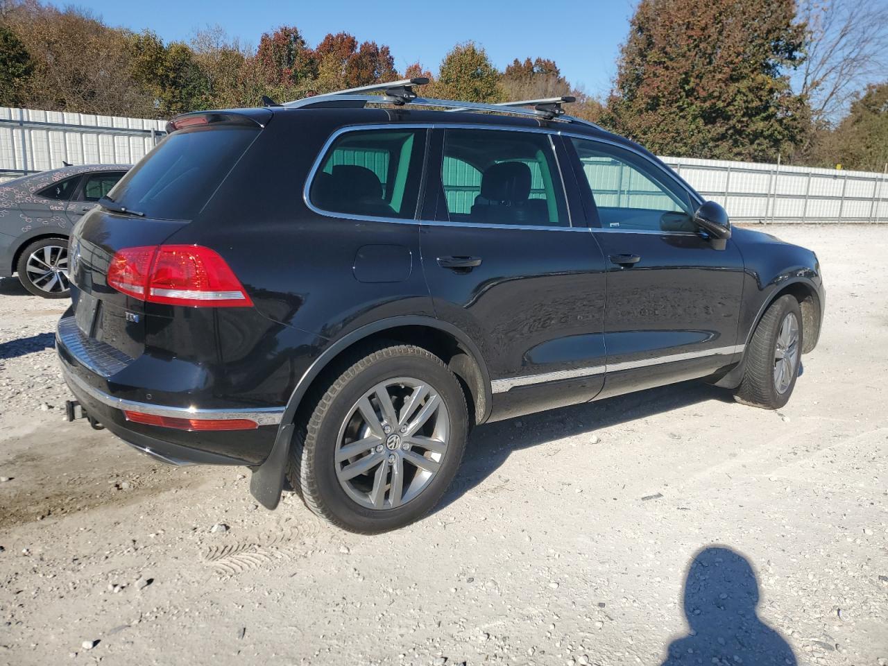 2016 Volkswagen Touareg Tdi - Фото 3