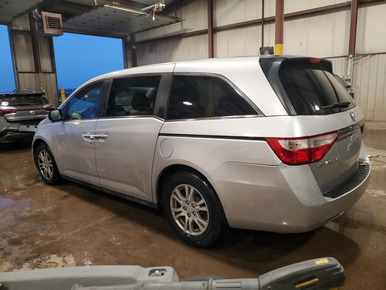 2012 Honda Odyssey Ex - Фото 2