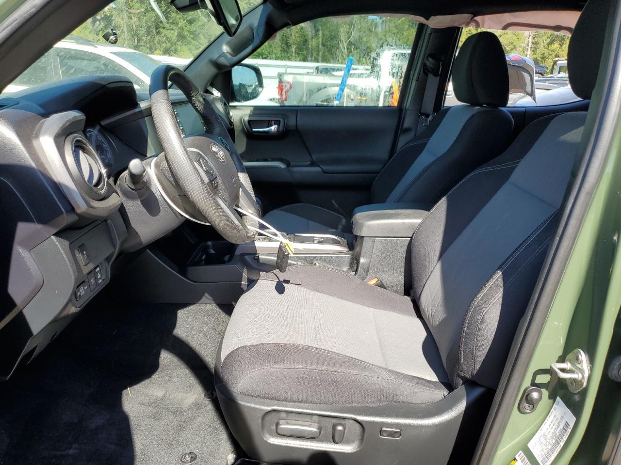 2021 Toyota Tacoma Double Cab - Image 7