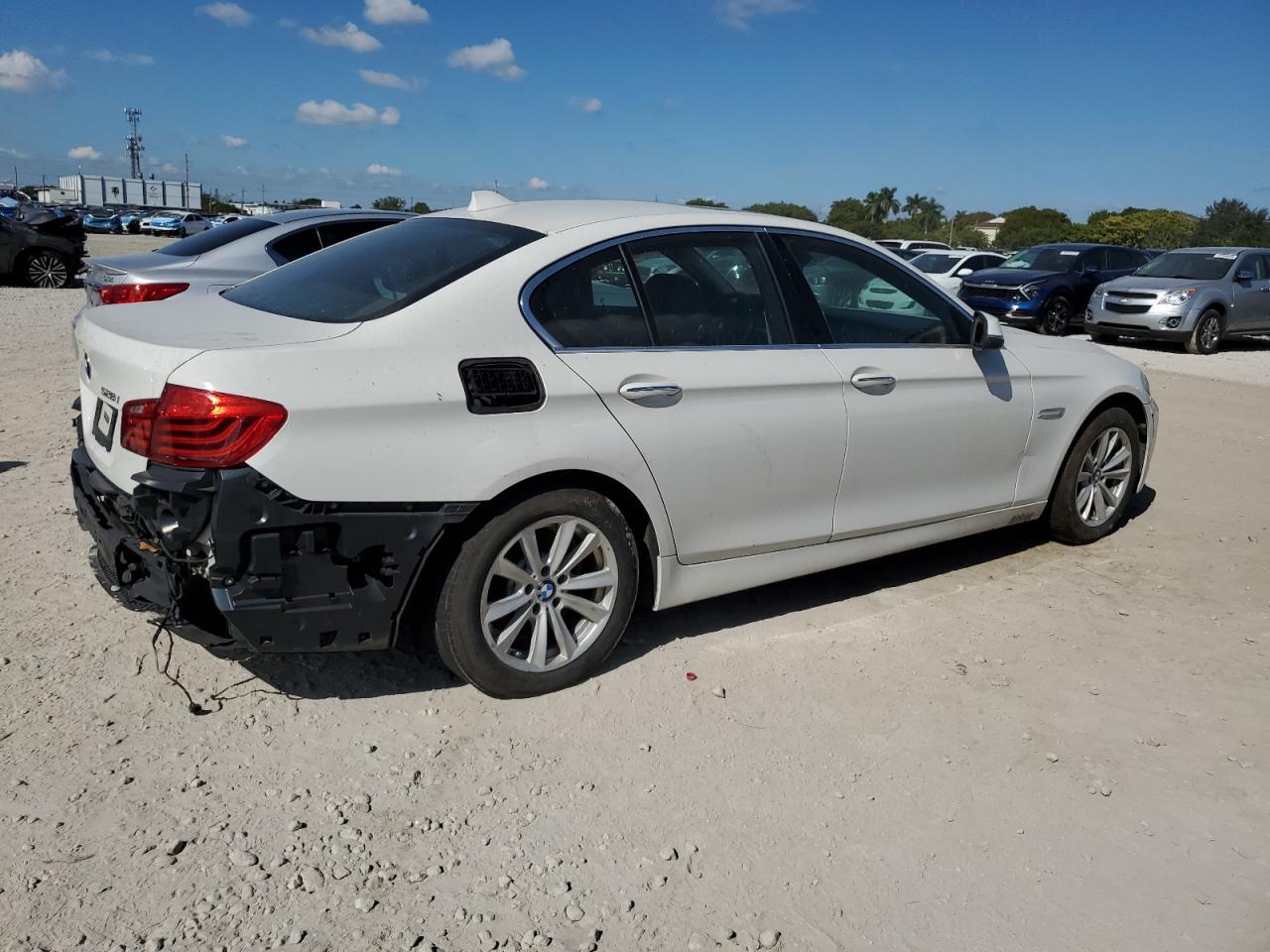 2015 BMW 528 I - Фото 3