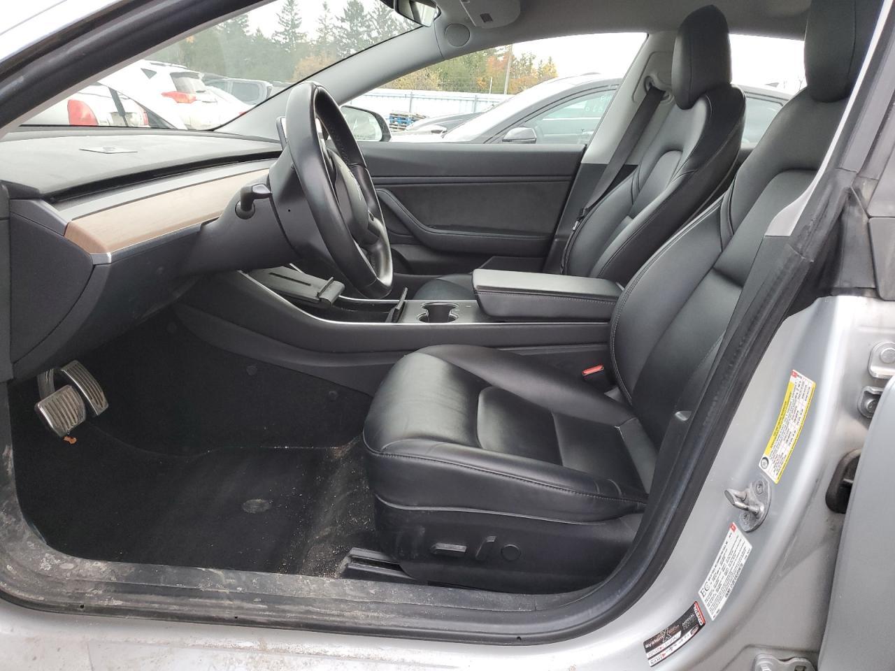 2018 Tesla Model 3 - Фото 7