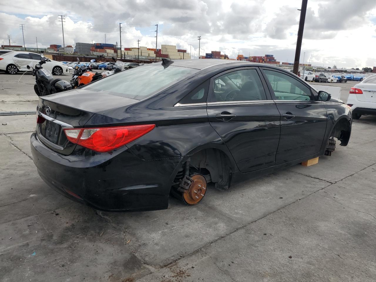 2013 Hyundai Sonata Gls - Фото 3