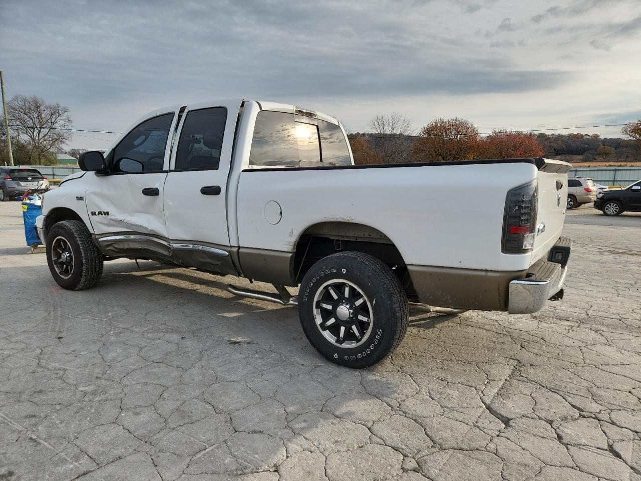 2008 Dodge Ram 1500 St - Фото 2