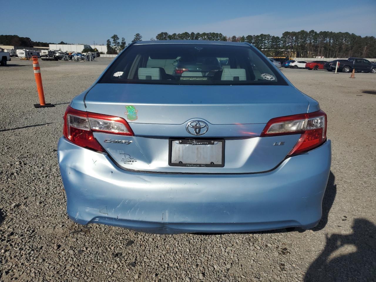 2012 Toyota Camry Base - Фото 6