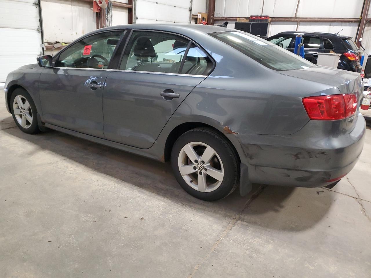 2011 Volkswagen Jetta Sel - Image 2