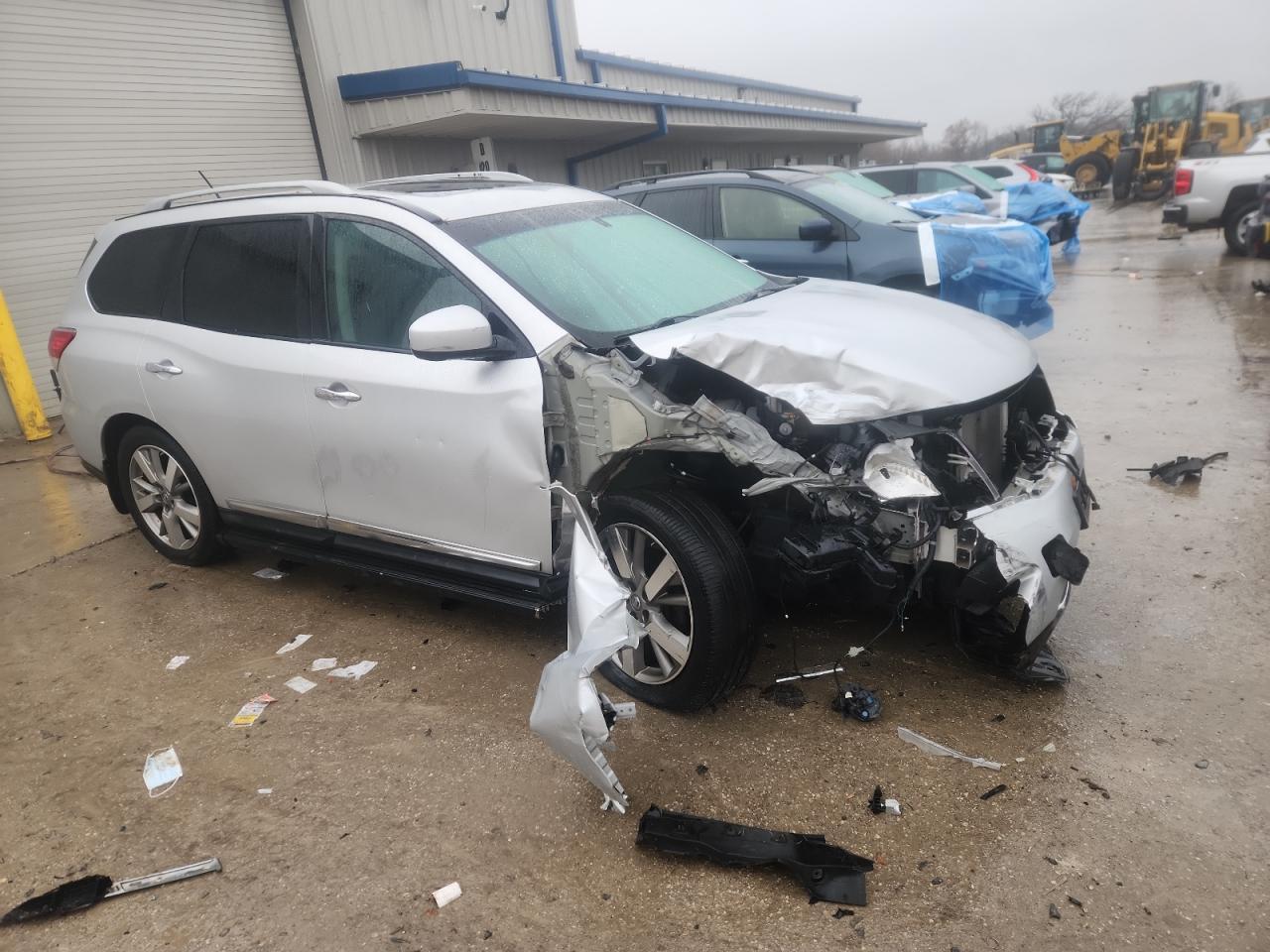 2014 Nissan Pathfinder S - Фото 4