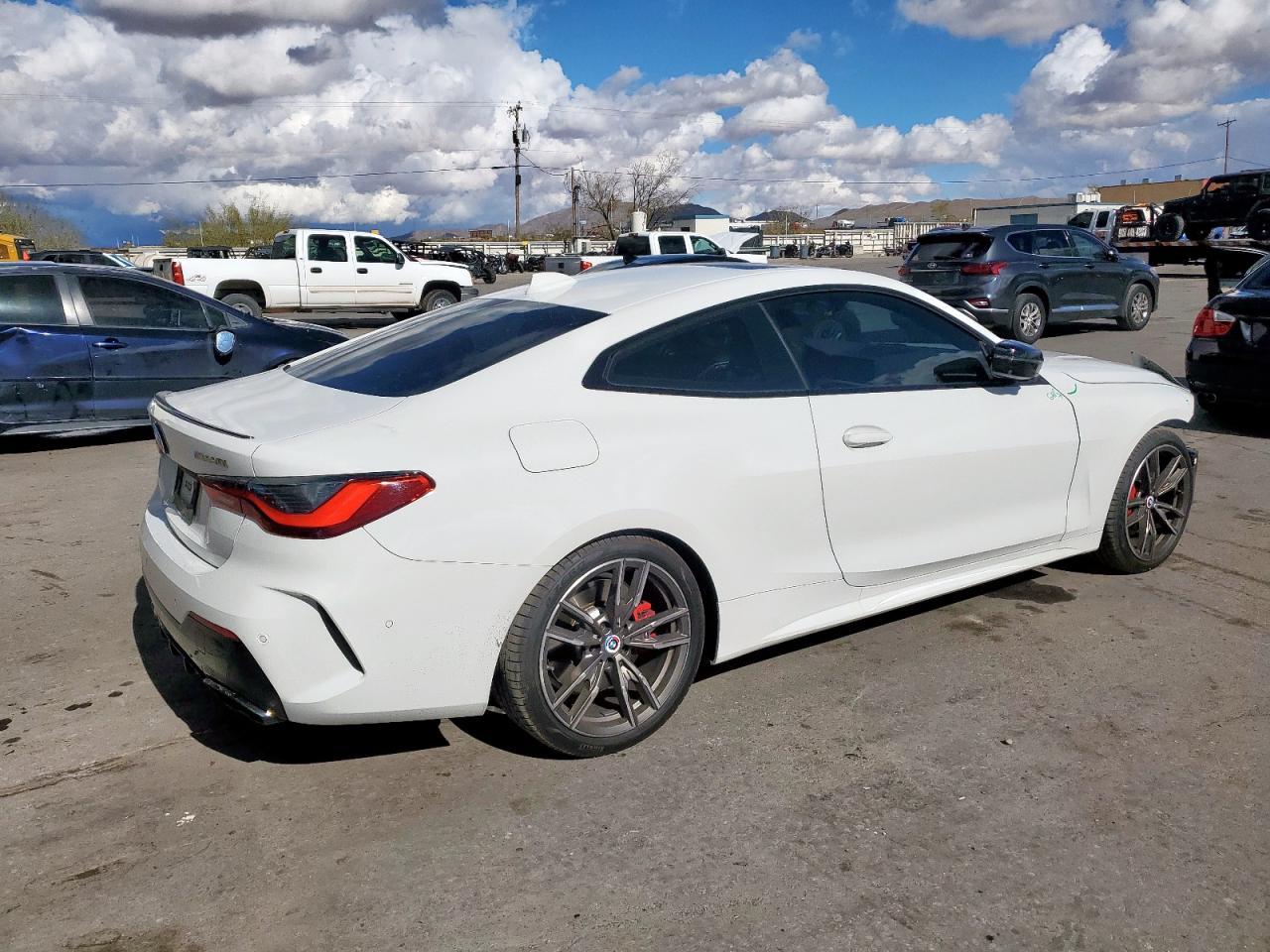 2023 BMW Motorrad M440I - Image 3