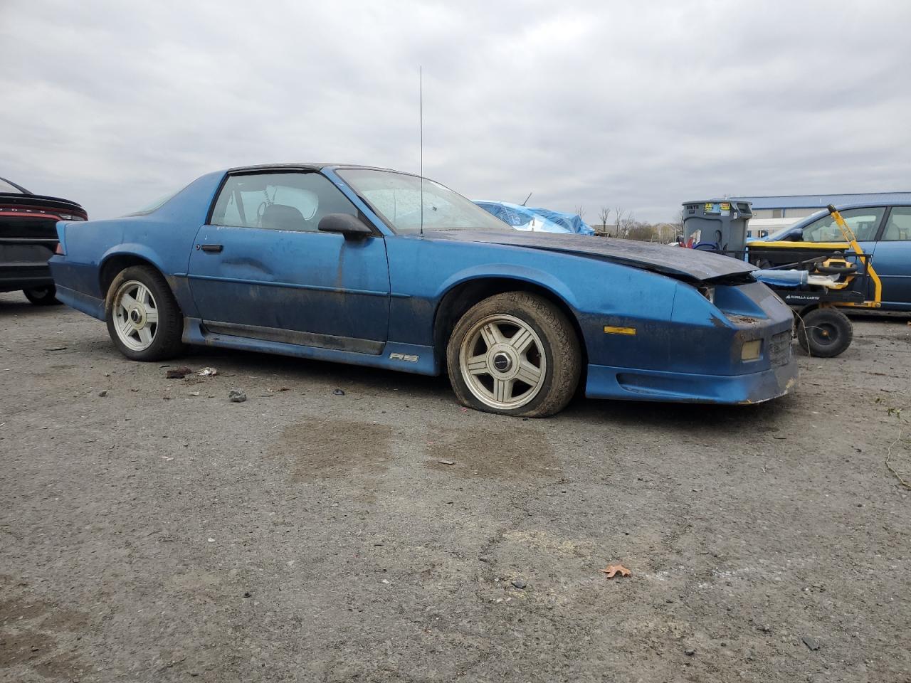 1992 Chevrolet Camaro - Image 4
