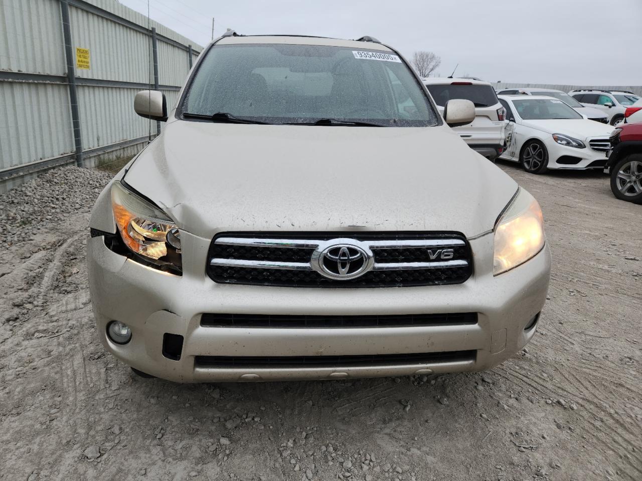 2007 Toyota Rav4 Limited - Image 5